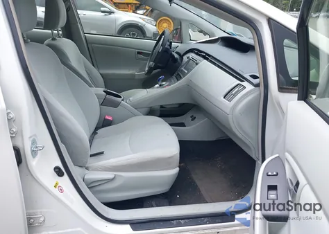 2012 Toyota Prius Three из США, поврежденный, VIN JTDKN3DU3C5461466